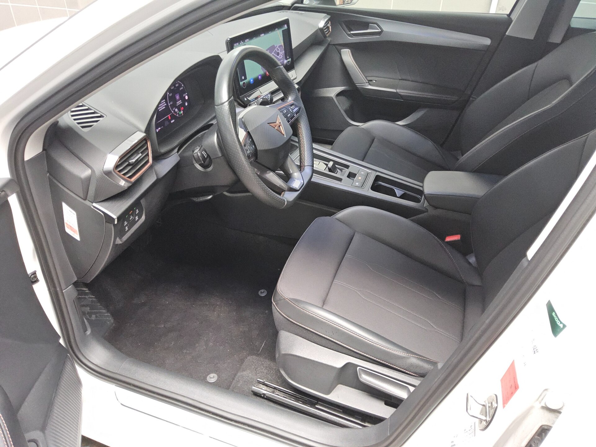 Cupra Leon Sportstourer 2.0 TDI Navi LED VC ACC 8