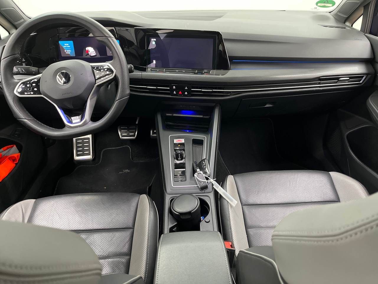 Volkswagen Golf-8 GTE 1.4 TSI Navi Natrix DC-Pro Pano Leder 5