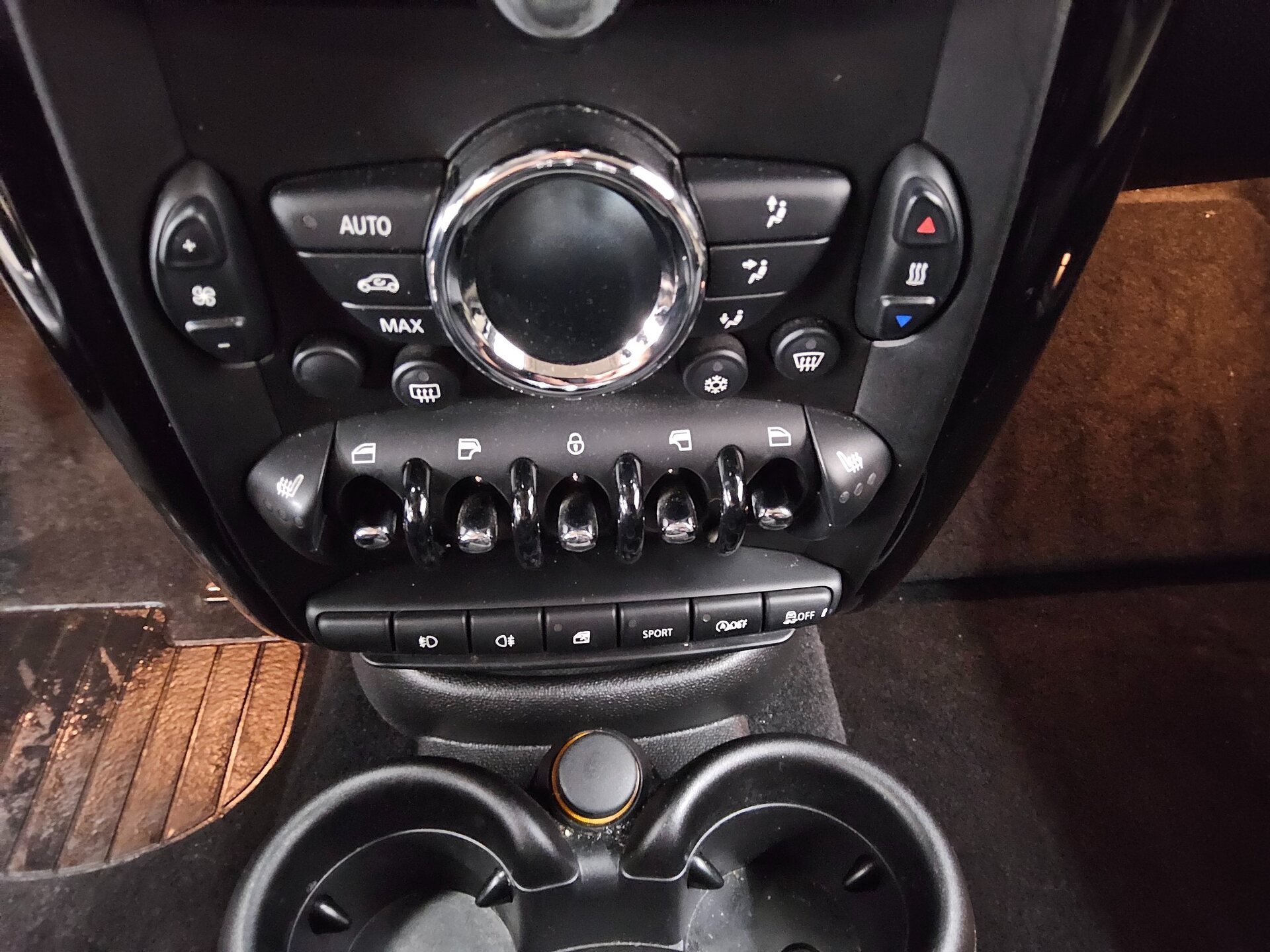 MINI Cooper Countryman T-Leder Bi-Xenon PDC Shz 9