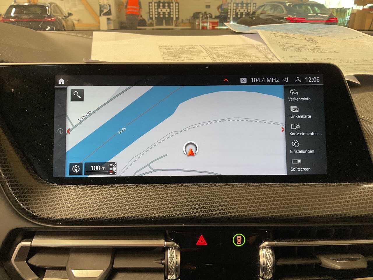 BMW 120dA xDr Sport-Line Navi LED LC-Pro T-Leder 9