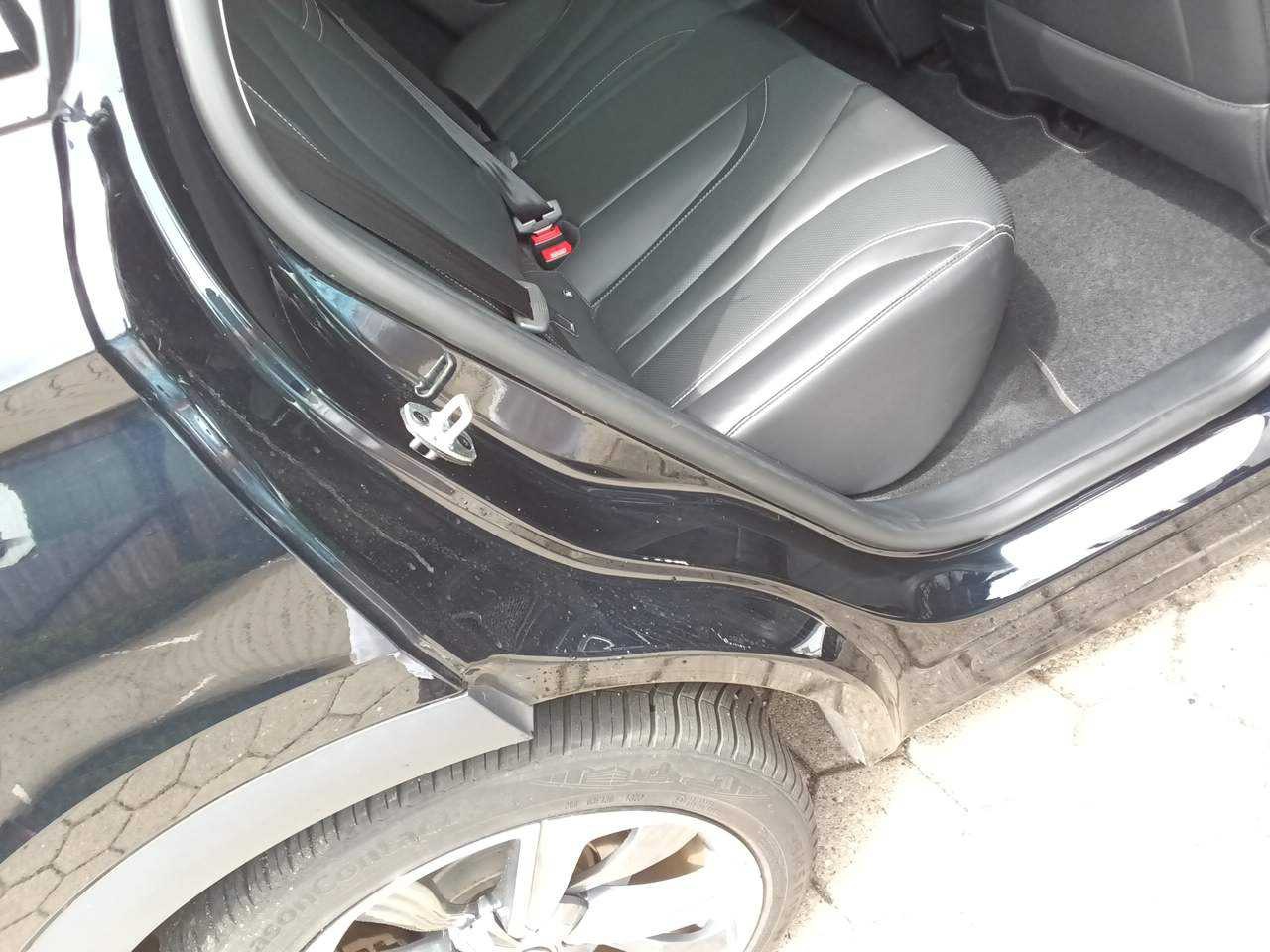 MG Marvel R Luxury T-LEDER NAVI KLIMAAUT LED PANO 8