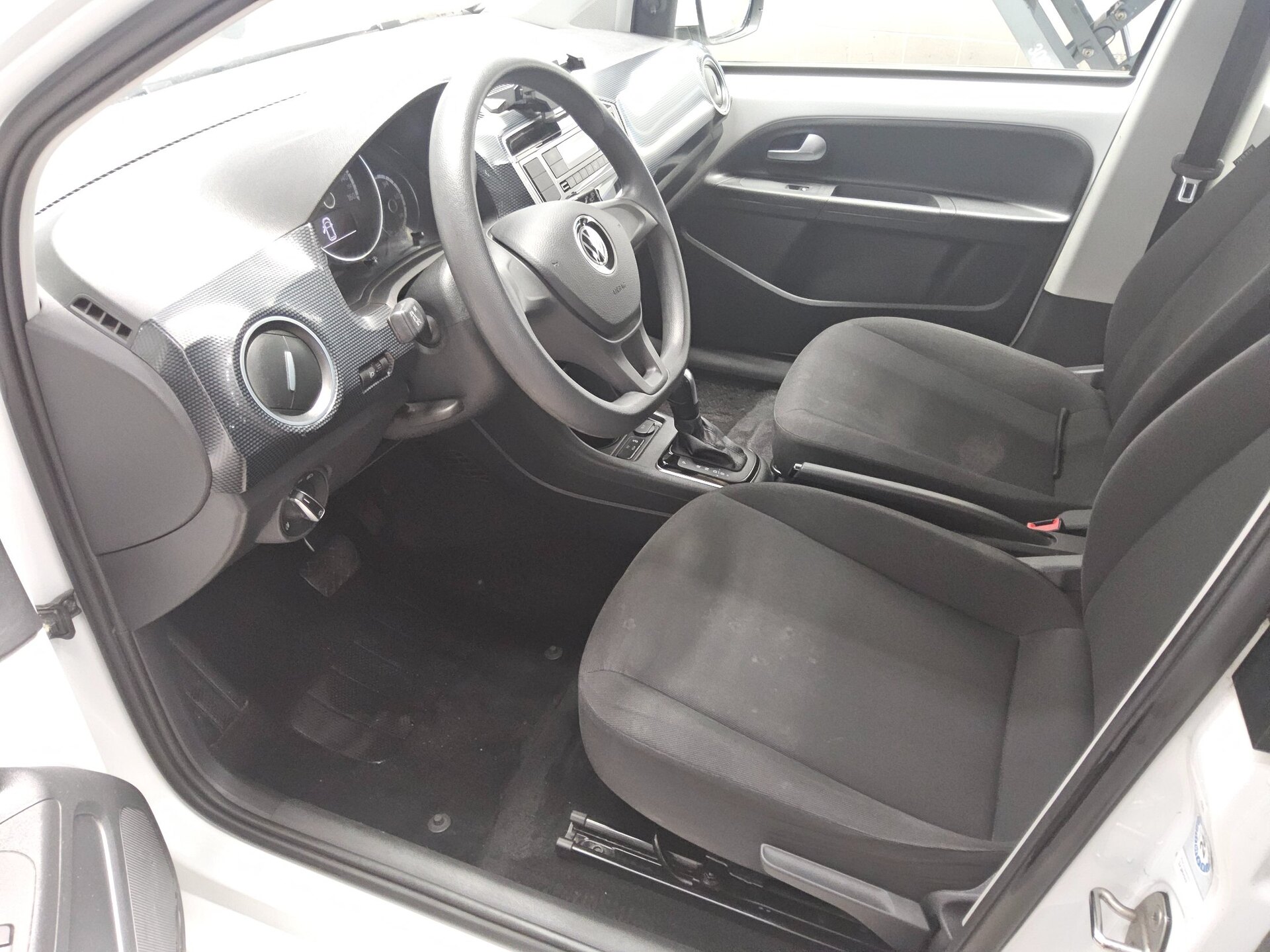 Volkswagen e-up! DAB+ Klima 8