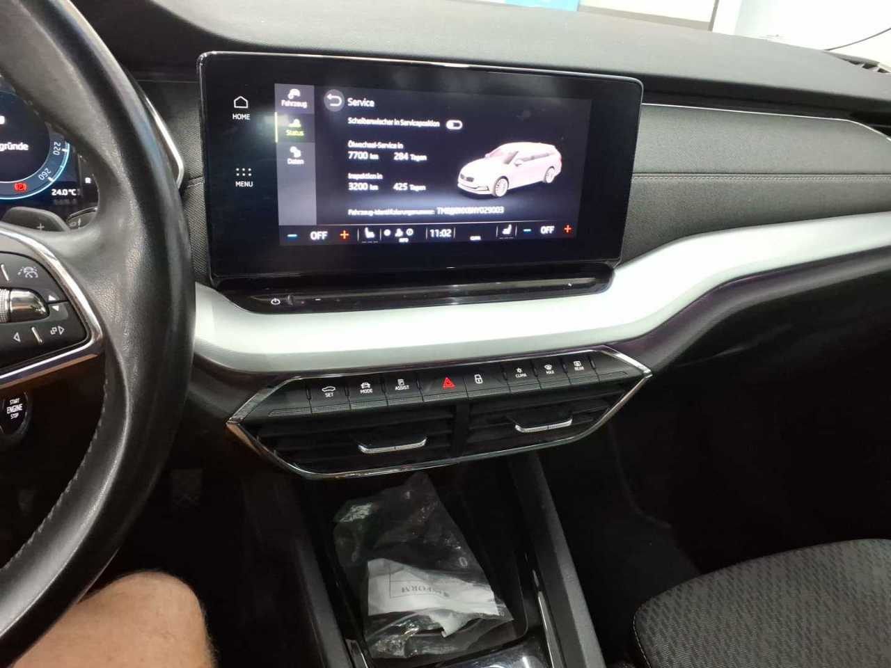 Skoda Octavia Kombi 2.0 TDI Style NAVI LED vc PANO HUD 7