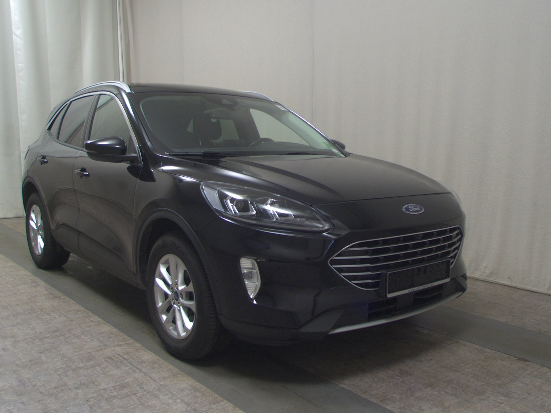 Ford Kuga 1.5 EB Titanium Navi DC LED RFK AHK 4xSHZ 3