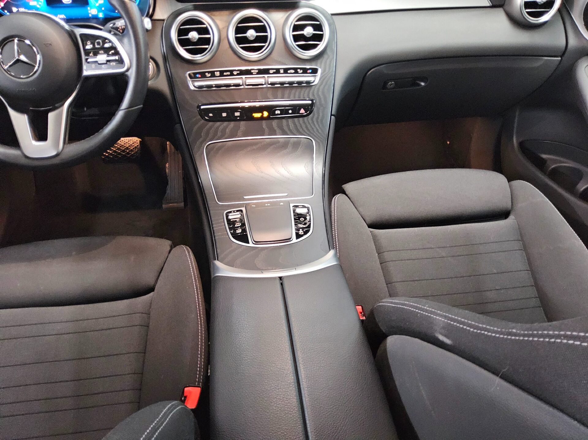 Mercedes-Benz GLC 300 de 4M Navi LED 6