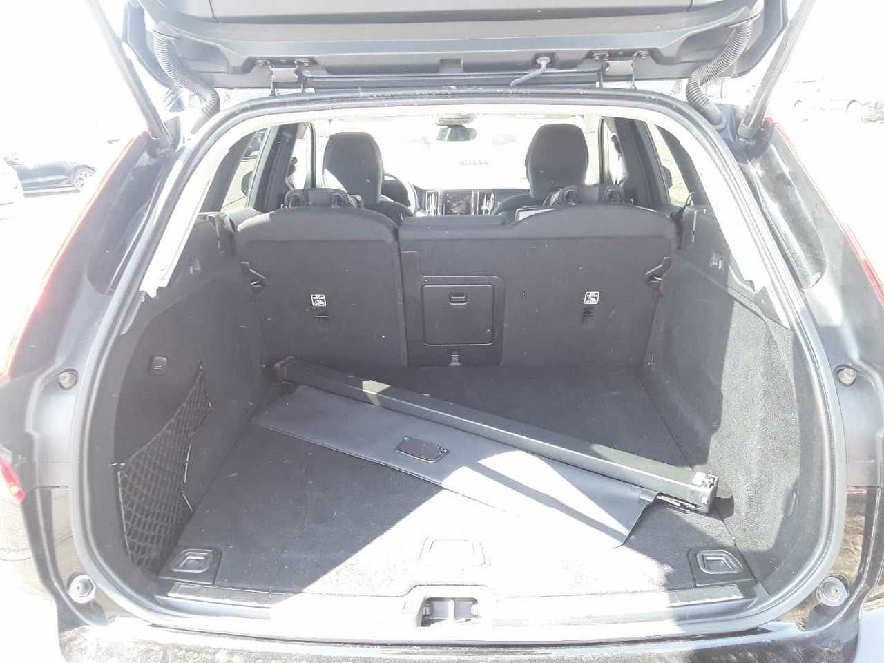 Volvo XC60 2.0 D NAVI LED SHZ KAMERA ACC 11