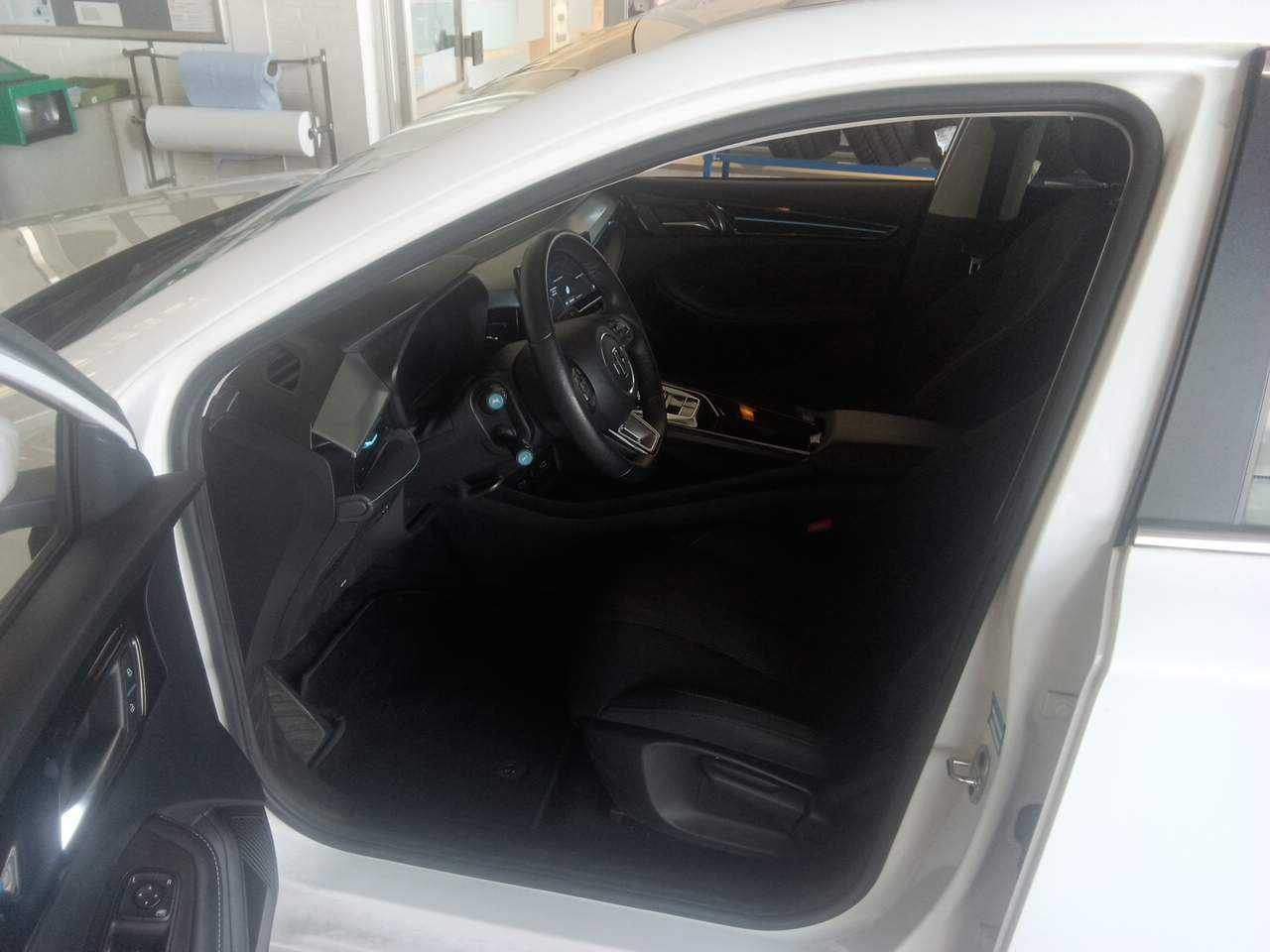 MG MG5 NAVI CARPLAY ANDROID KLIMAAUT SHZ 9