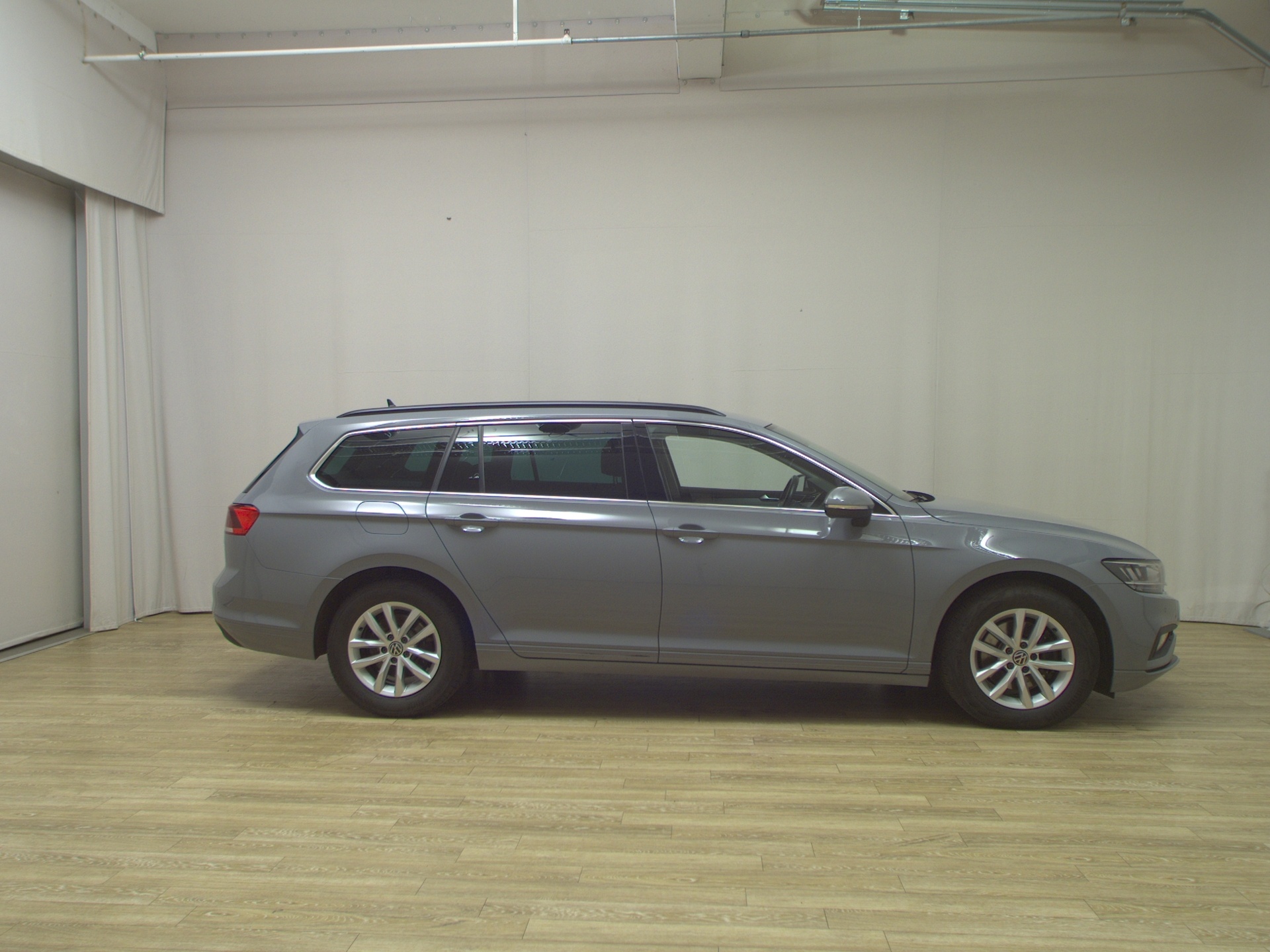 Volkswagen Passat Variant 2.0 TDI Business Navi LED DC-Pro RFK ACC