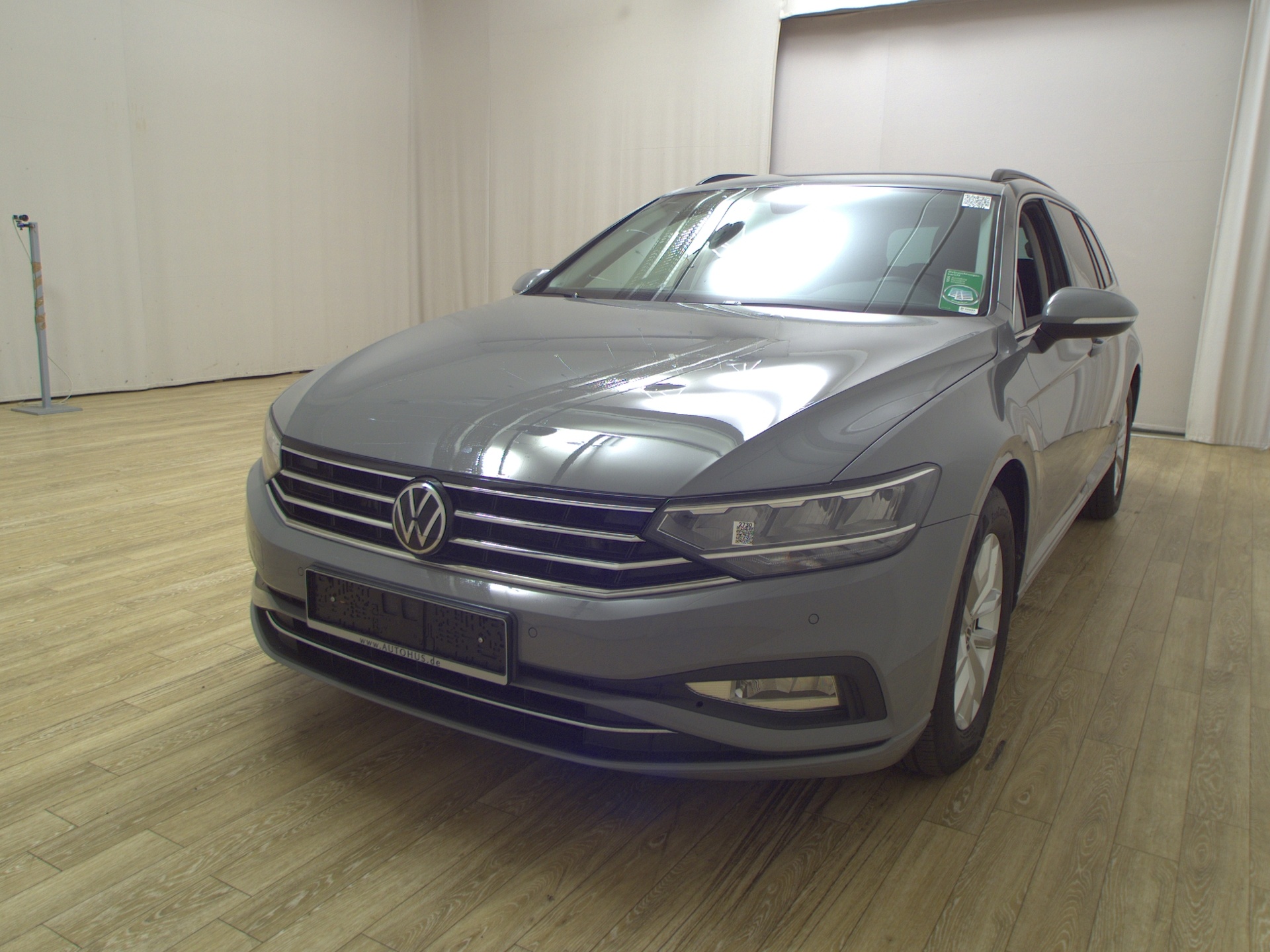 Volkswagen Passat Variant 2.0 TDI Business Navi LED DC-Pro RFK ACC 2