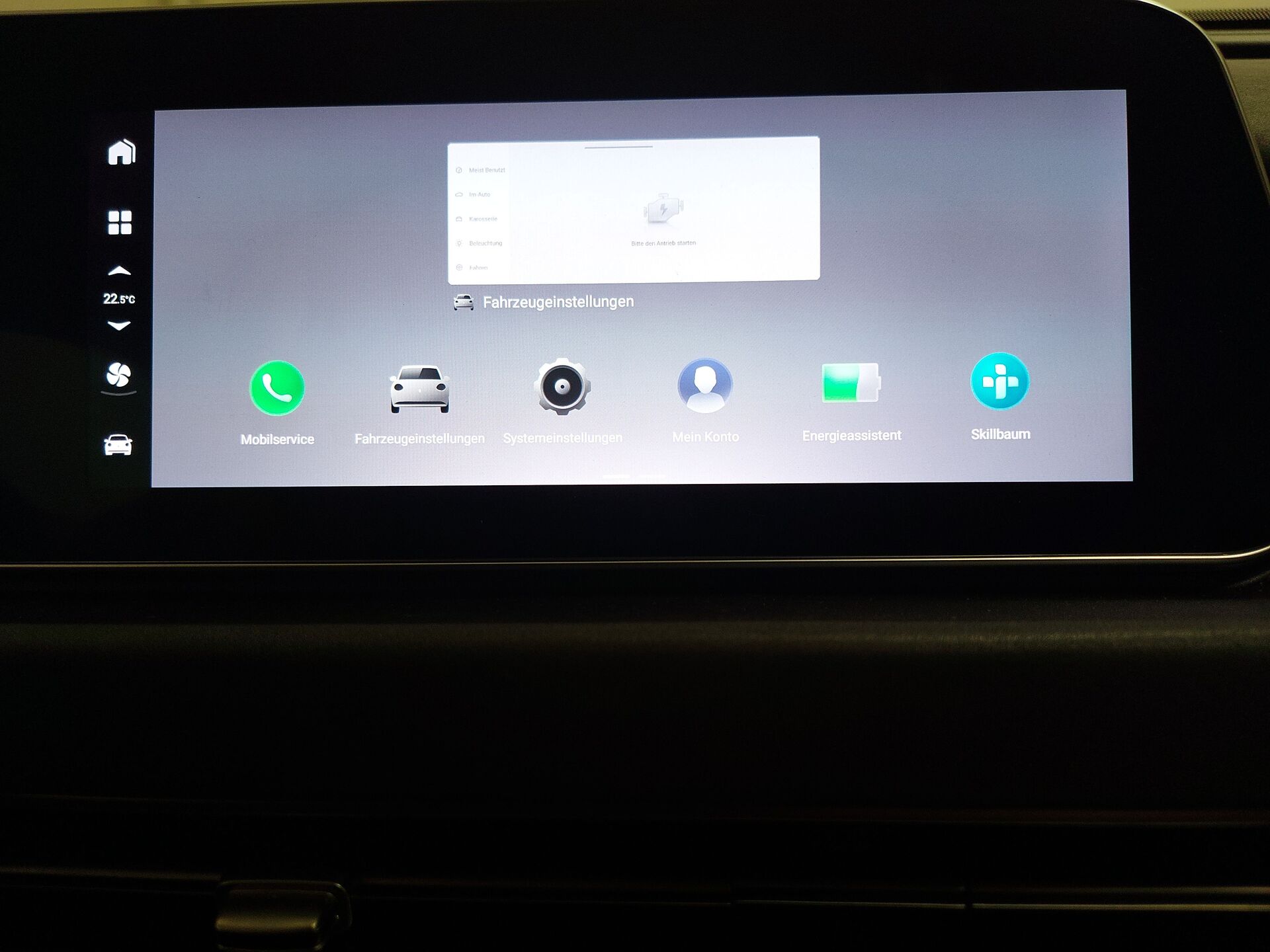 ORA Funky Cat T-LEDER NAVI KLIMAAUT LED ACC 19