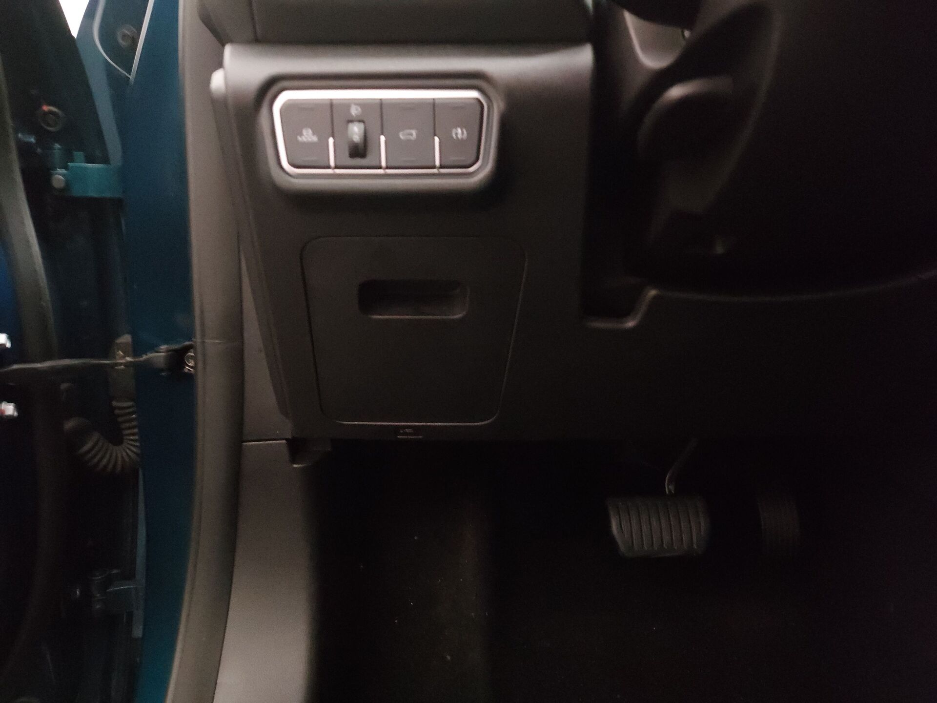 ORA Funky Cat T-LEDER NAVI KLIMAAUT LED ACC 9