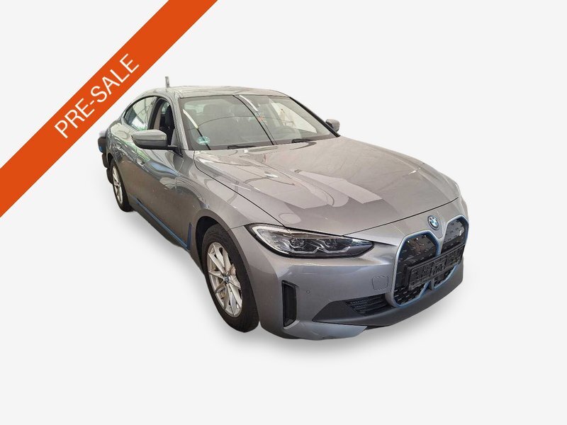 BMW i4 eDrive35 KLIMAAUT LED SPORTSITZE SHZ PDC 2