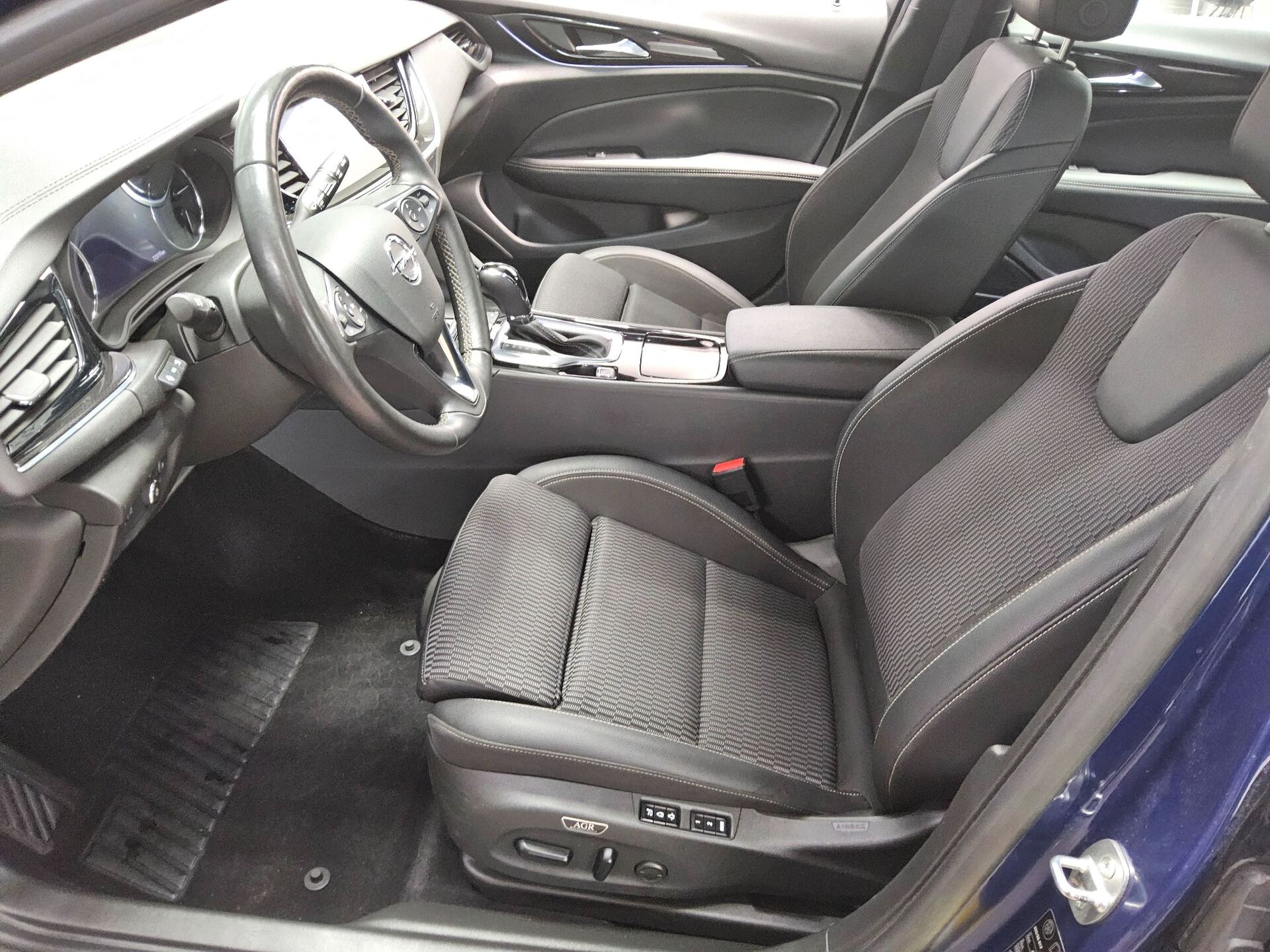 Opel Insignia ST 2.0 D Elegance T-Leder Navi LED HuD 8