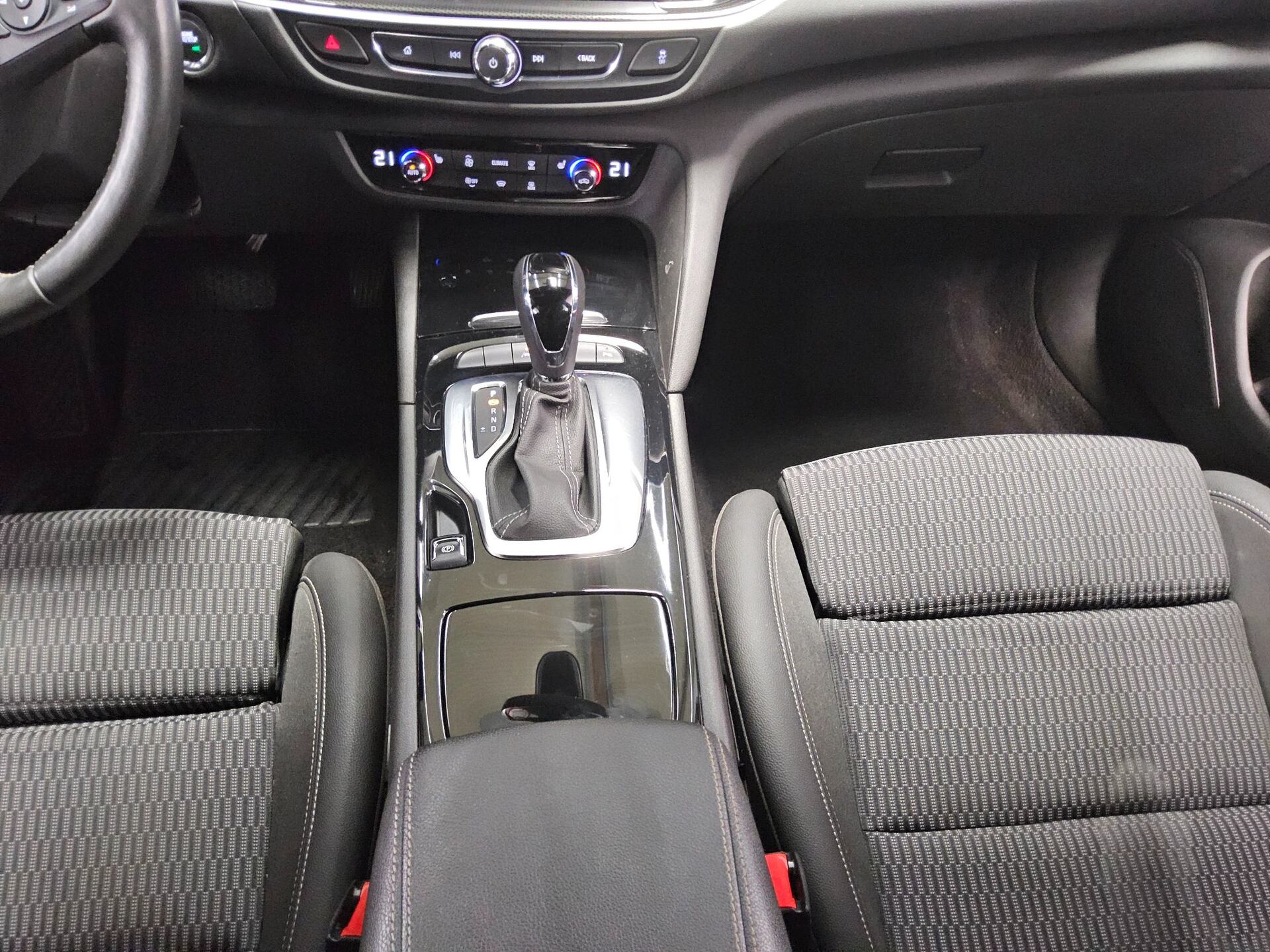Opel Insignia ST 2.0 D Elegance T-Leder Navi LED HuD 6