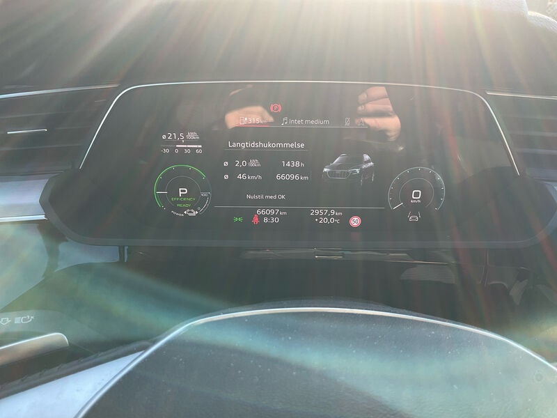 Audi e-tron Sportback 55 Qu. T-LEDER NAVI KLIMAAUT LED SPORTSITZE 8