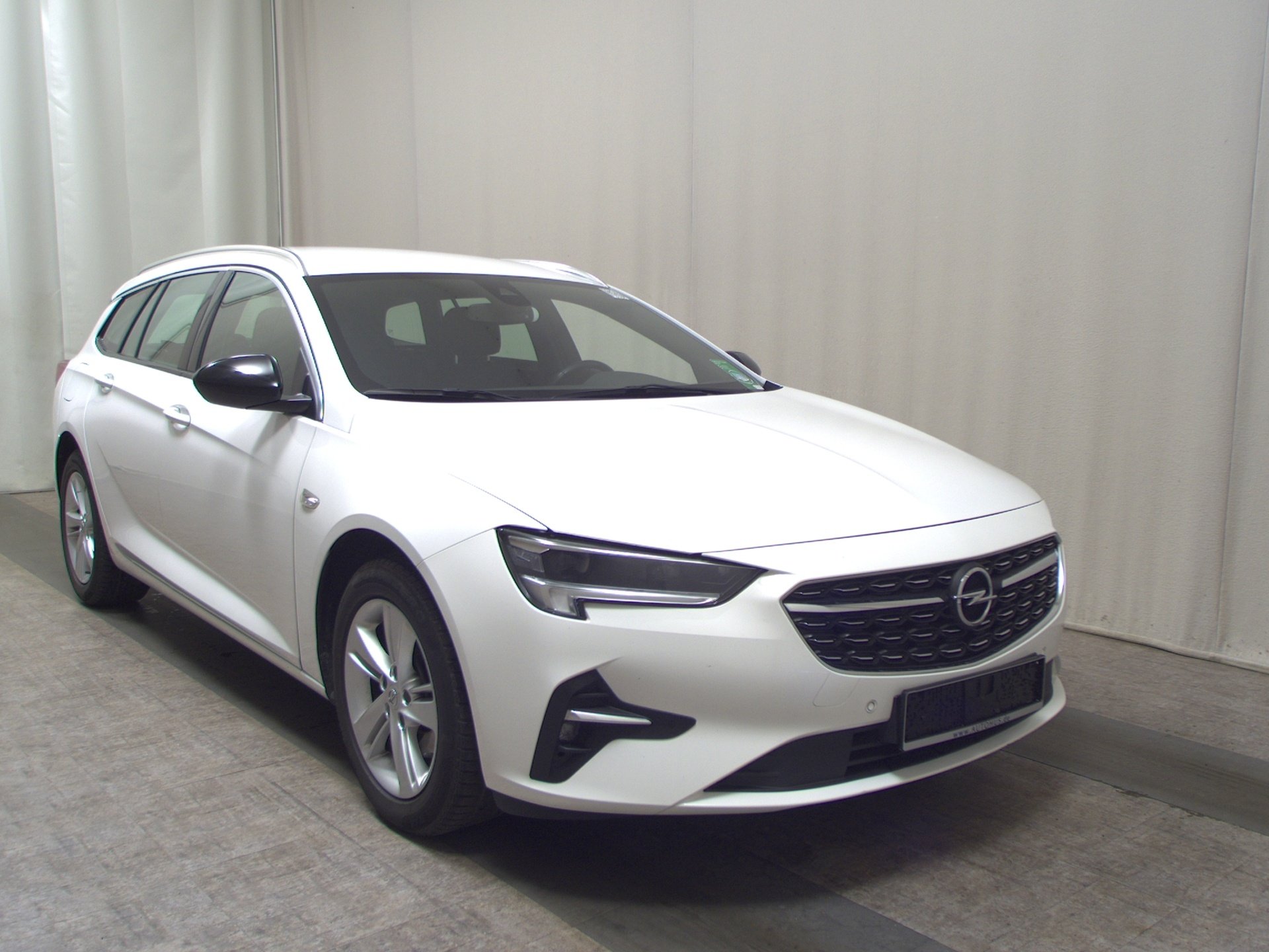 Opel Insignia ST 2.0 D Elegance Navi LED PDC 3
