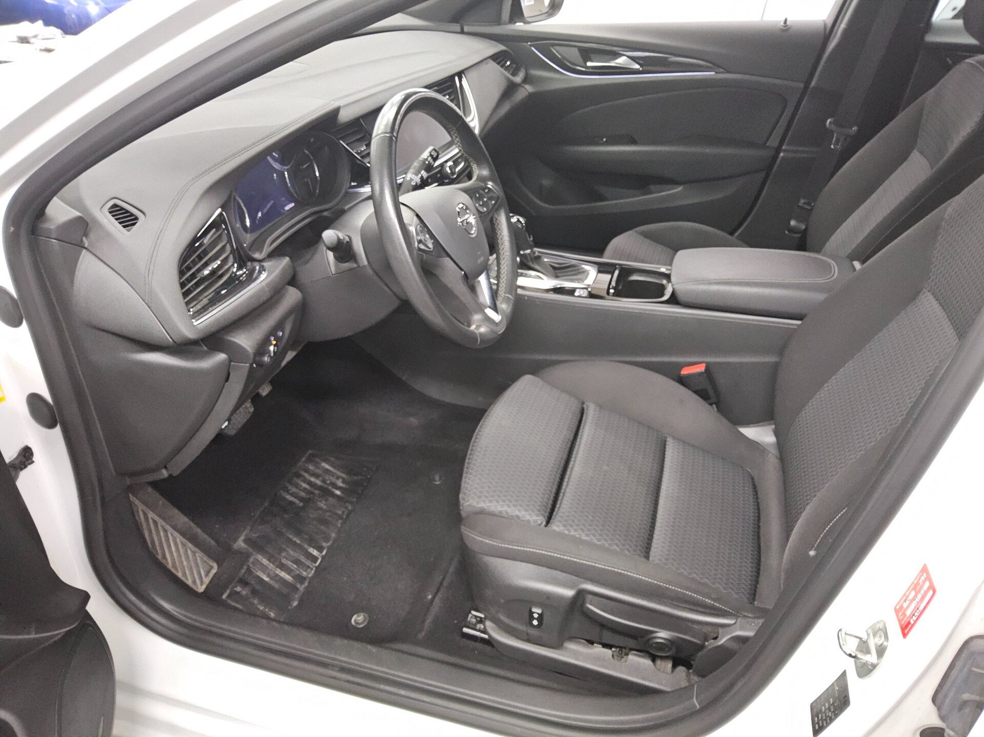 Opel Insignia ST 2.0 D Elegance Navi LED PDC 8