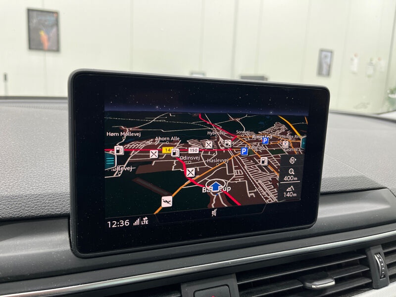 Audi A4 Avant 40 TDI sport NAVI SPORTSITZE KLIMAAUT RADIO XENON 8