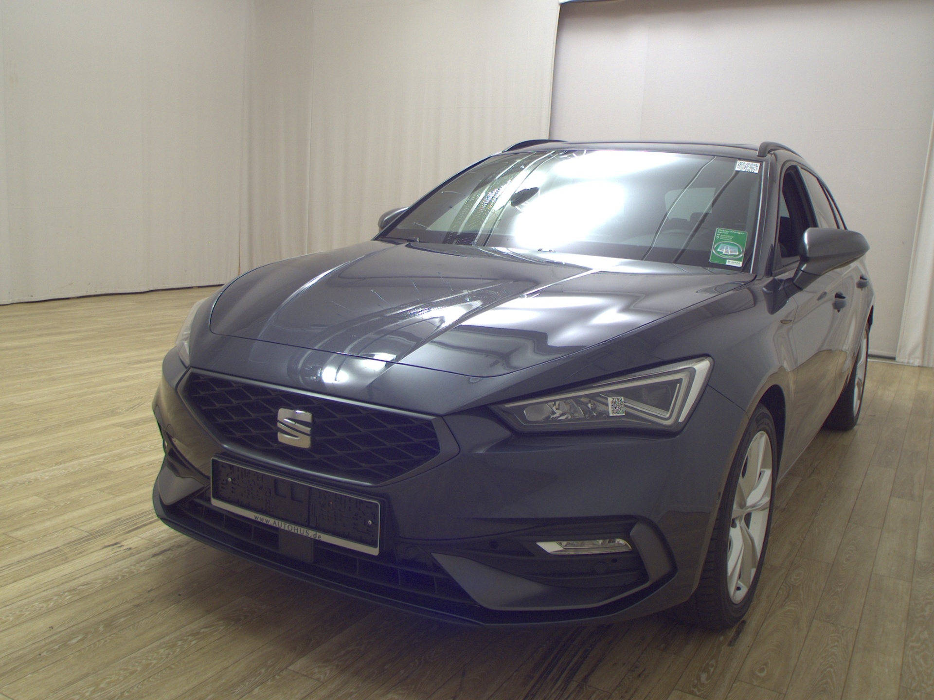 Seat Leon Sportstourer 2.0 TDI FR-Line Navi LED Virtual Beats Pano RFK 2