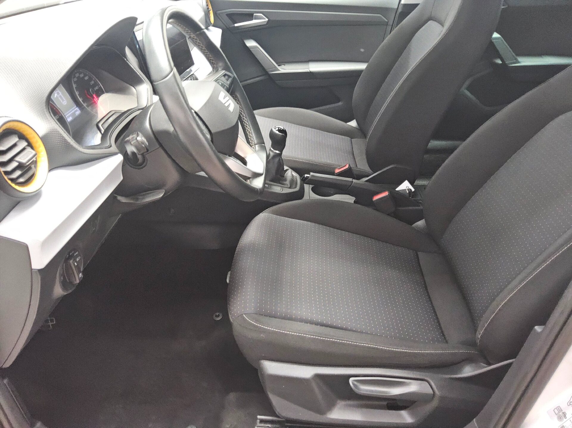 Seat Ibiza 1.0 TSI Style Navi LED PDC ACC Shz DAB 8