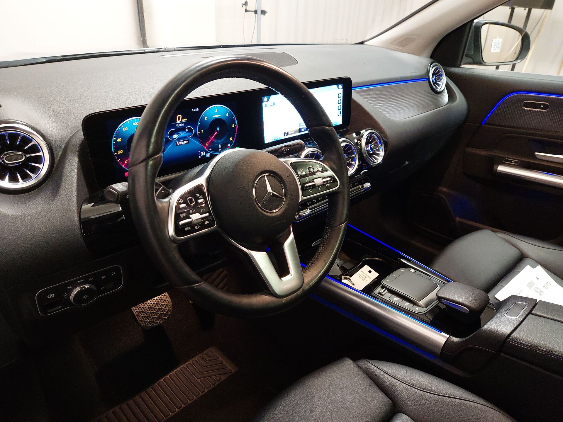 Mercedes-Benz 220 d 4M Progressive NAVI LED PANO SHZ PDC 12