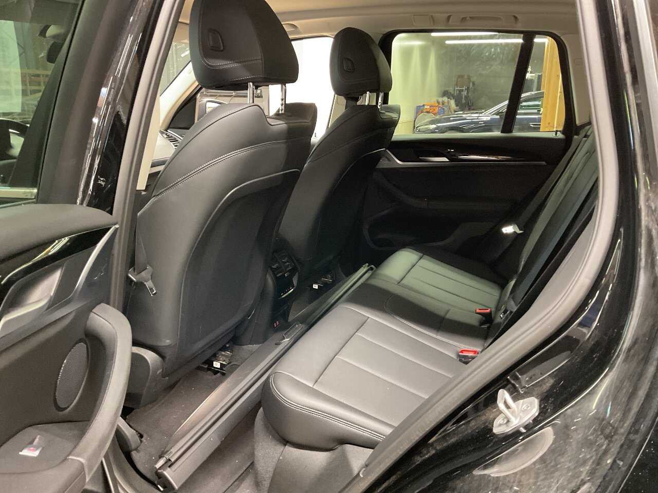 BMW X3 xDrive20d KLIMAAUT LED SPORTSITZE SHZ PDC 7