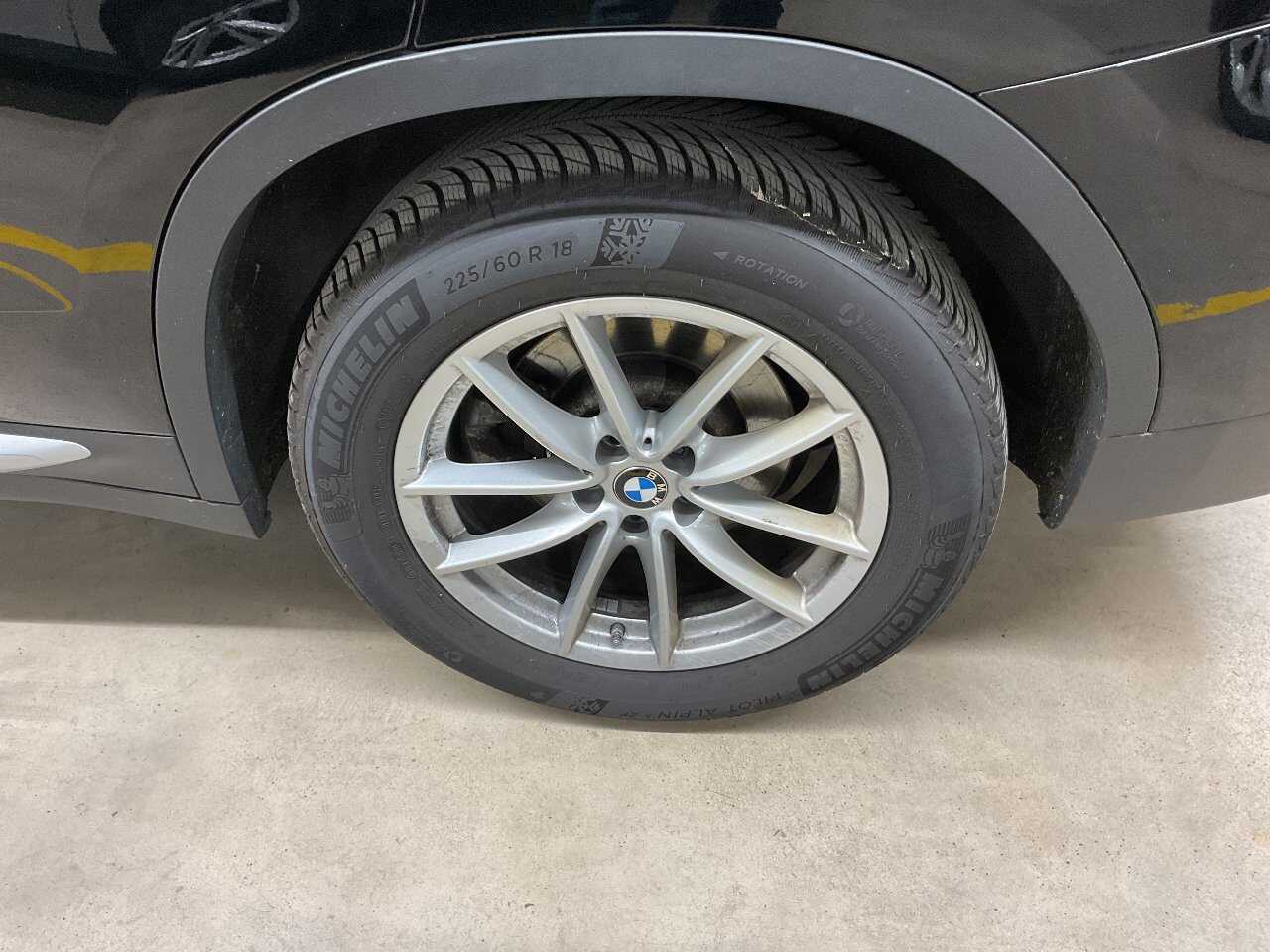 BMW X3 xDrive20d KLIMAAUT LED SPORTSITZE SHZ PDC 12