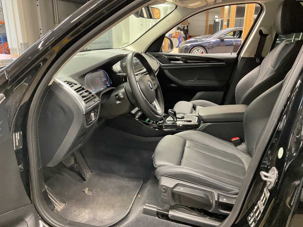 BMW X3 xDrive20d KLIMAAUT LED SPORTSITZE SHZ PDC 6
