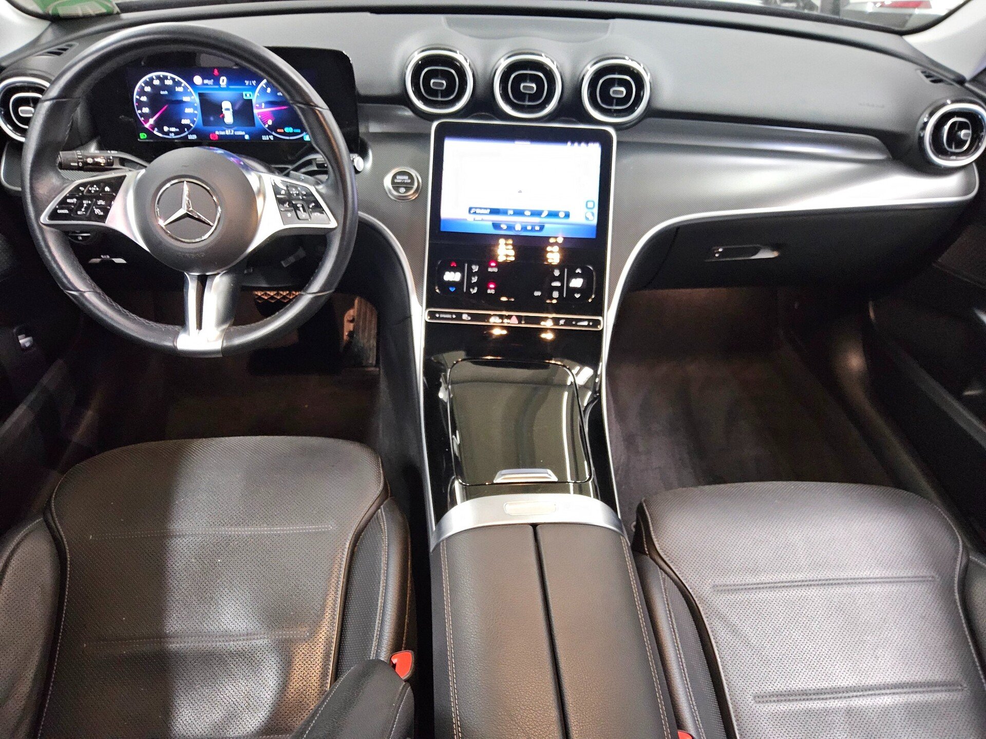 Mercedes-Benz C 220 T d Avantgarde Leder Navi LED RfK Distr+ 5