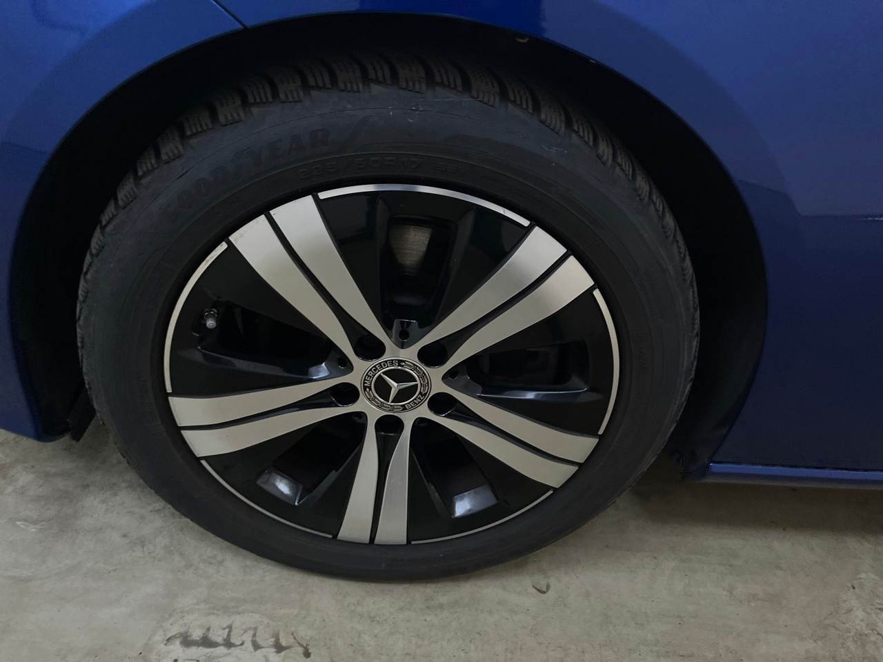Mercedes-Benz C 200 T d Avantgarde T-LEDER NAVI SHZ LED AHK 12