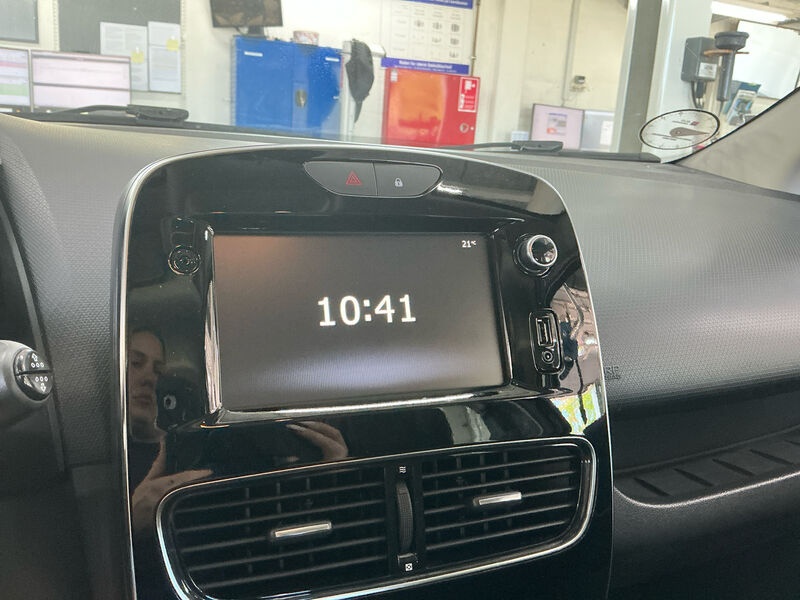 Renault Clio 0.9 TCe RADIO TEMPO 10