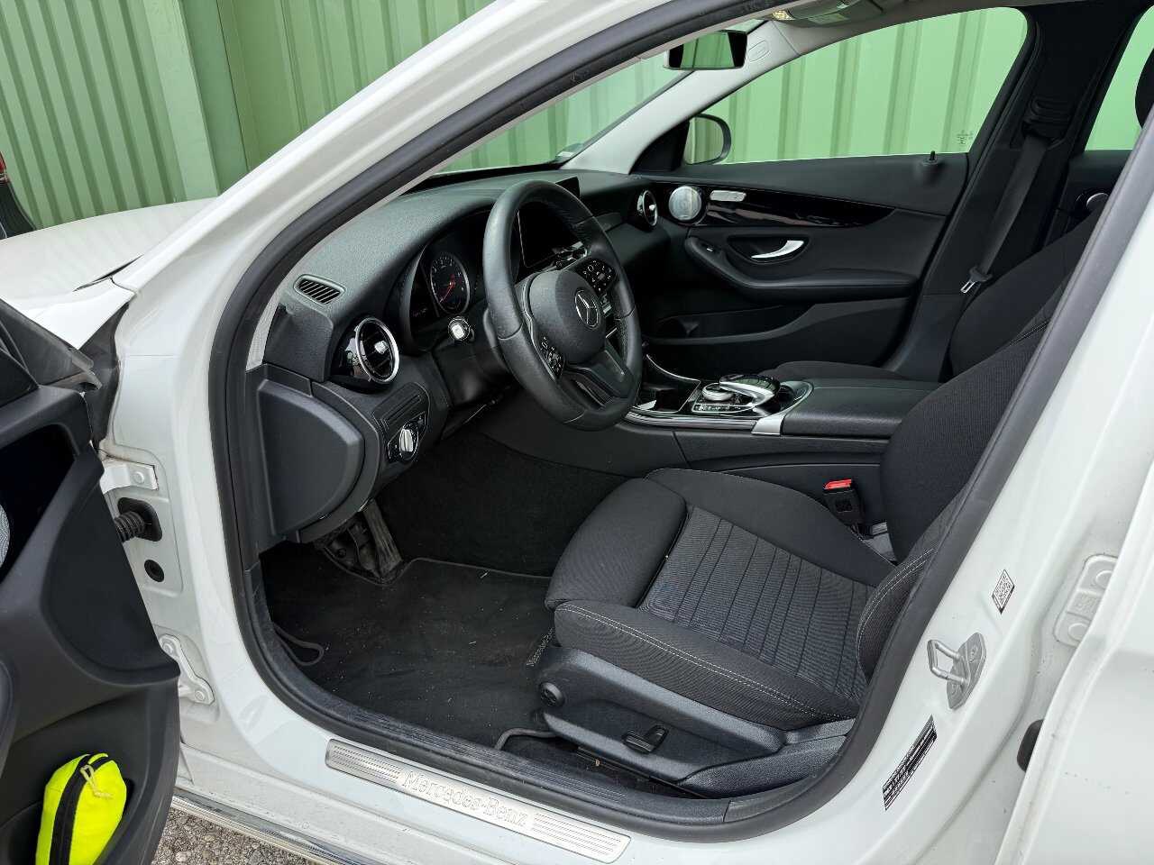Mercedes-Benz C 300 T de Avantgarde Navi LED Pano RFK SHZ 6