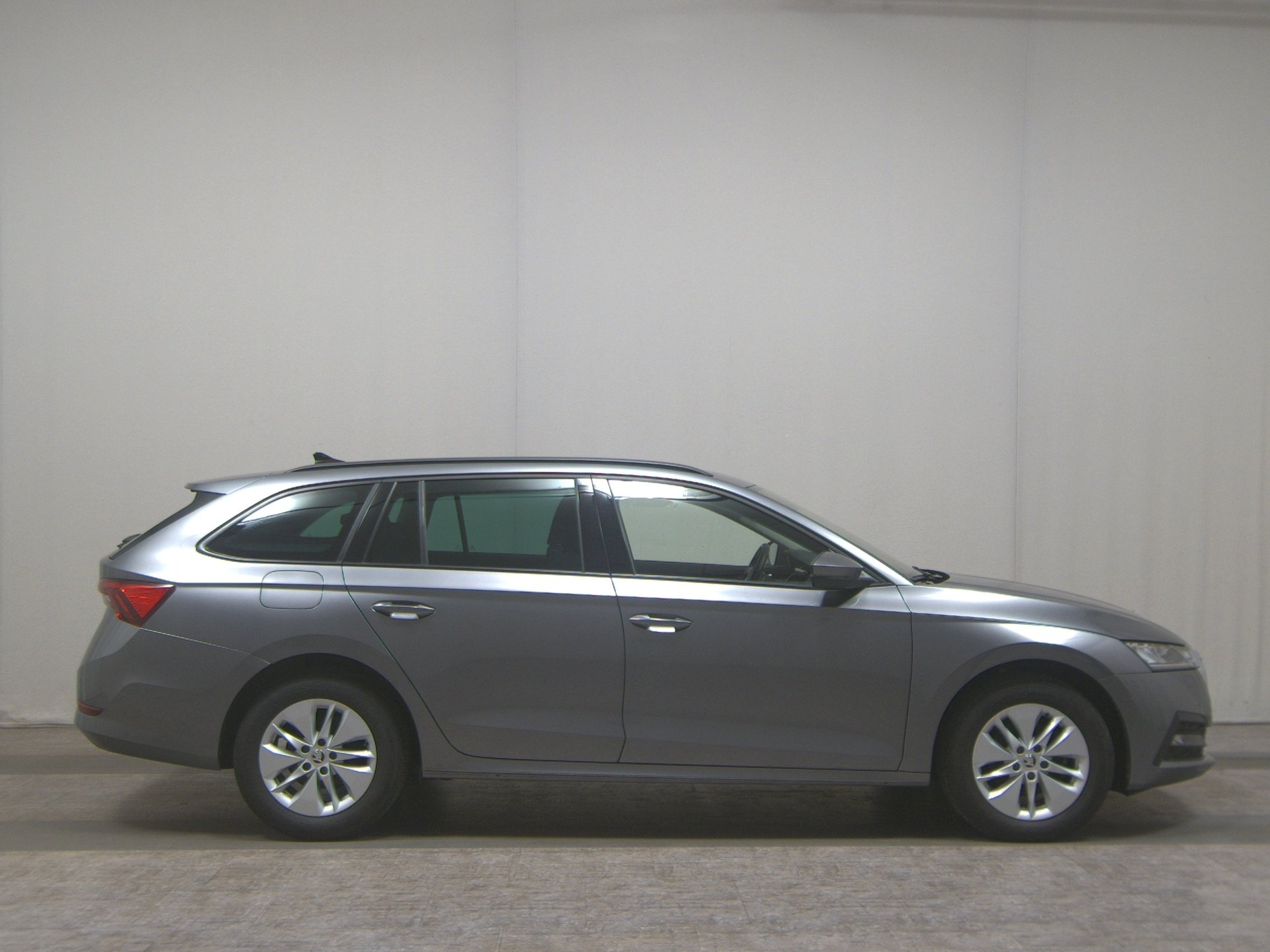 Skoda Octavia Kombi 2.0 TDI Ambition Navi vc LED ACC