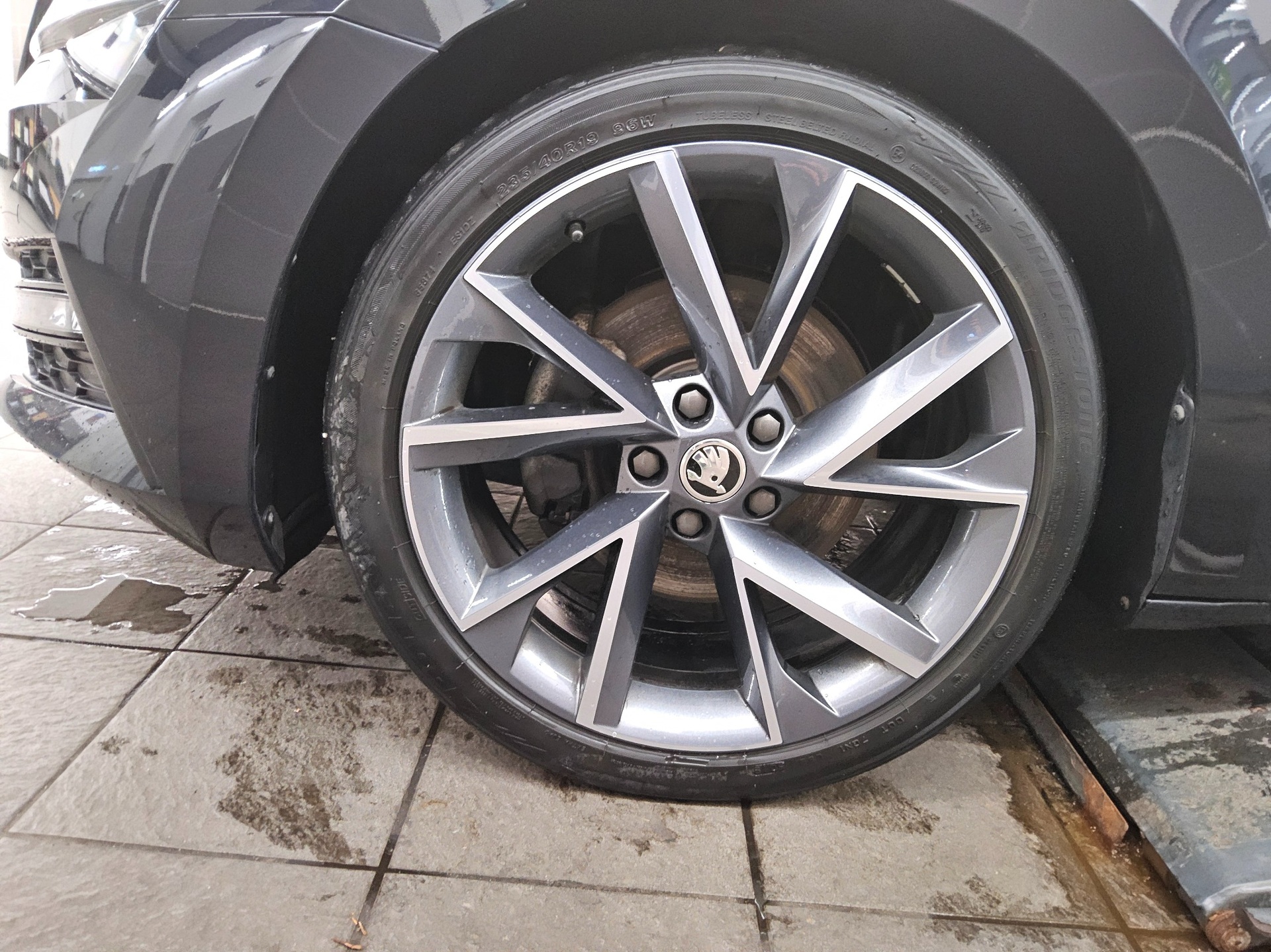 Skoda Superb Kombi 1.4 TSI iV SportLine Navi DC Pano 11