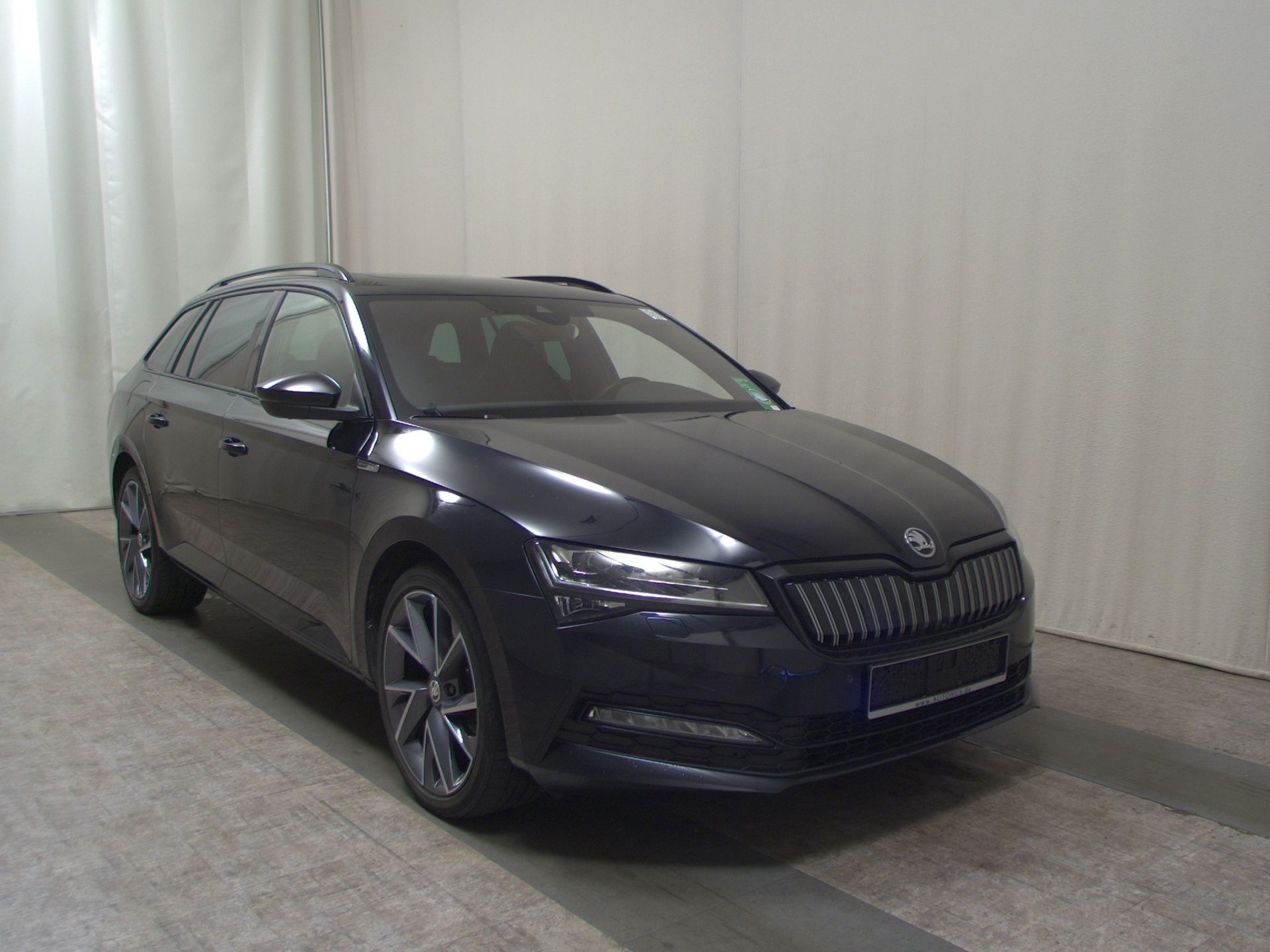 Skoda Superb Kombi 1.4 TSI iV SportLine Navi DC Pano 3