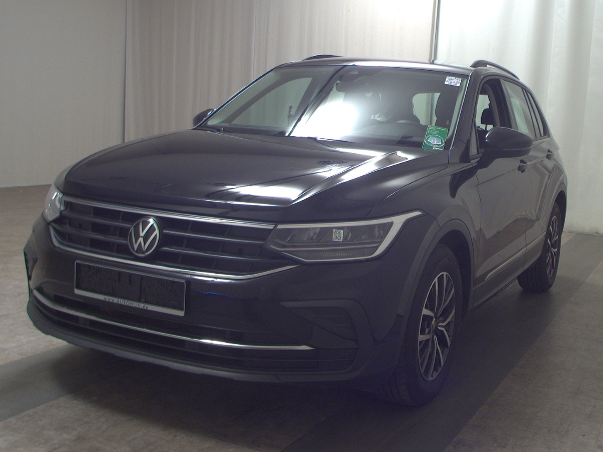 Volkswagen Tiguan 2.0 TDI Life Navi LED AHK 2