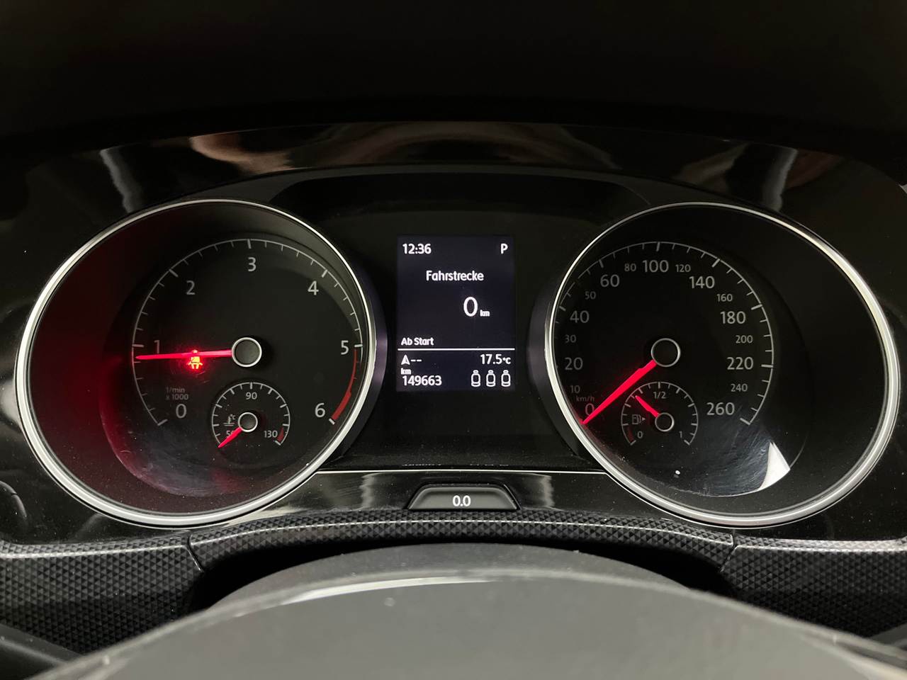 Volkswagen Touran 2.0 TDI United Navi LED RFK SHZ 7