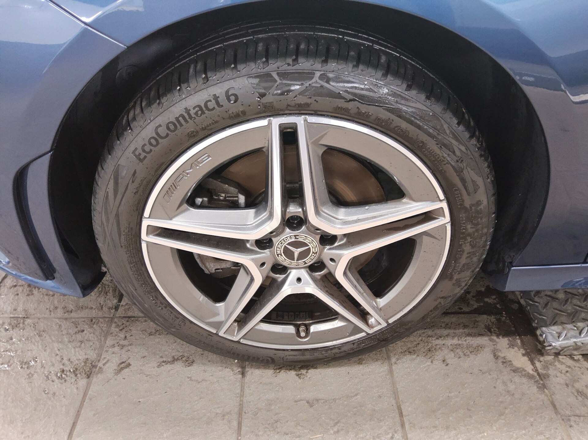 Mercedes-Benz CLA 250 Shooting Brake e AMG-Line Leder Navi Pano 11