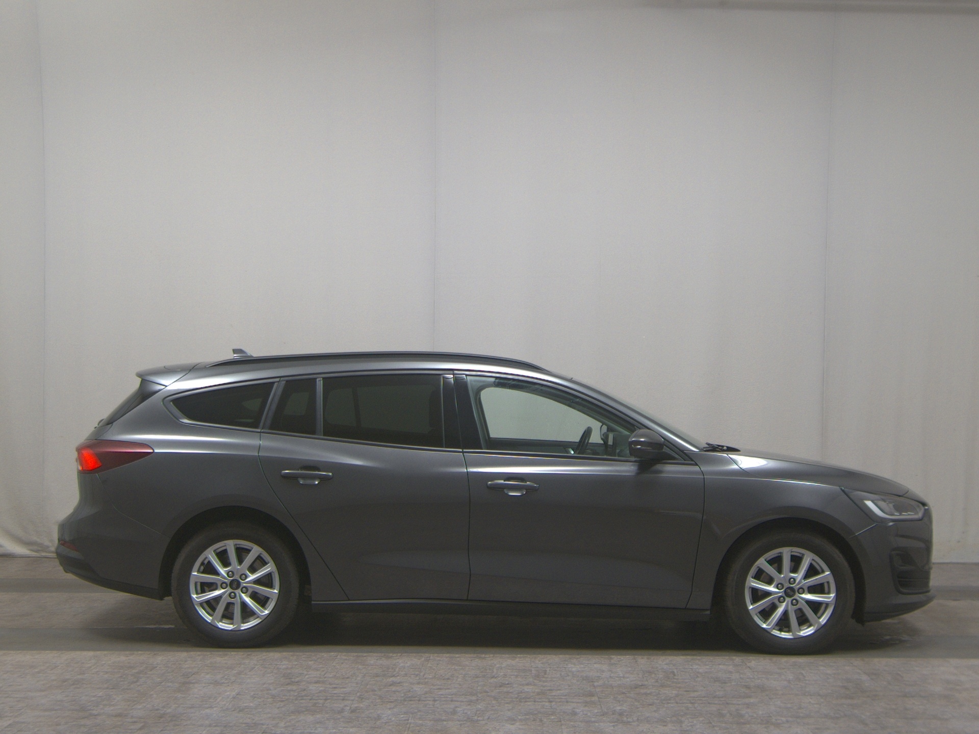Ford Focus Turnier 1.5 EB Cool&Connect Navi LED PDC SHZ Sportsitze
