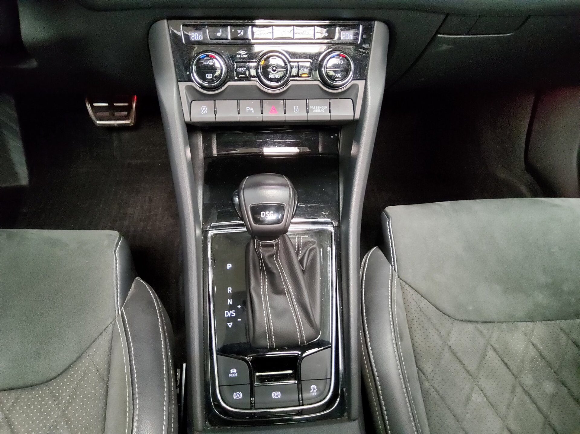 Skoda Kodiaq 2.0 TDI SportLine Navi Pano vc LED 6
