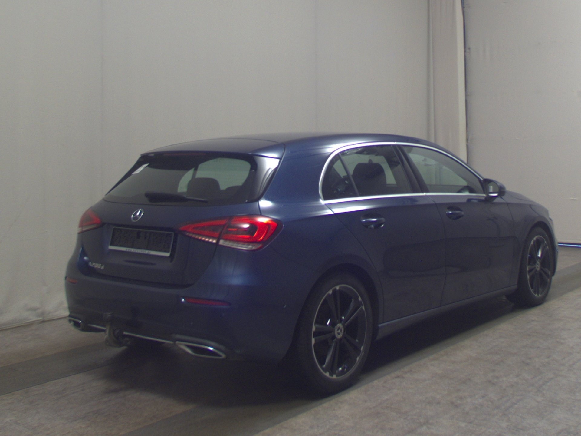 Mercedes-Benz A 200 d Progressive T-Leder AHK Navi LED RFK 4