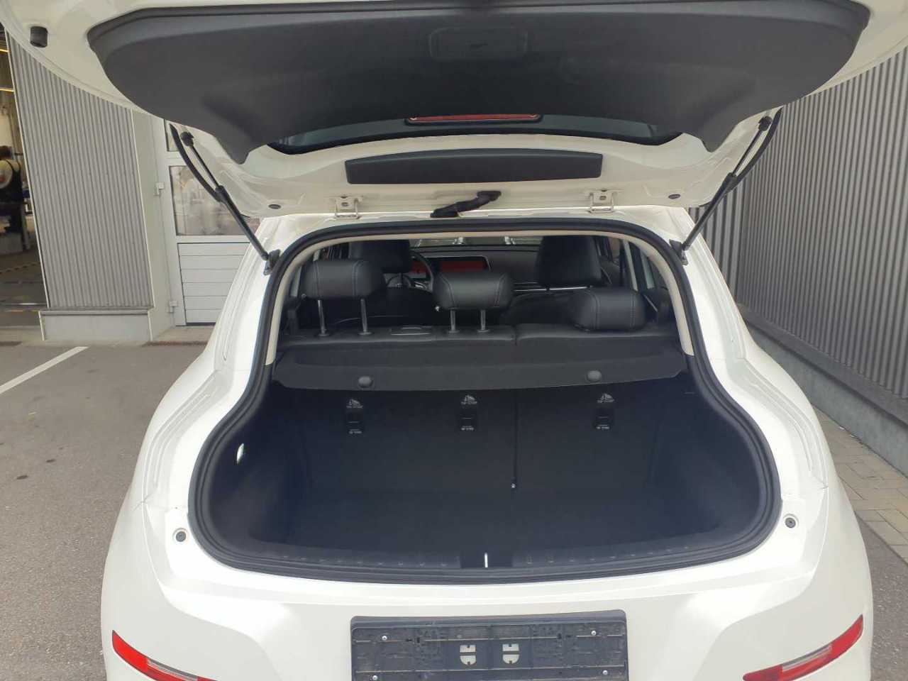 ORA Funky Cat LEDER NAVI KLIMAAUT LED SHZ 9