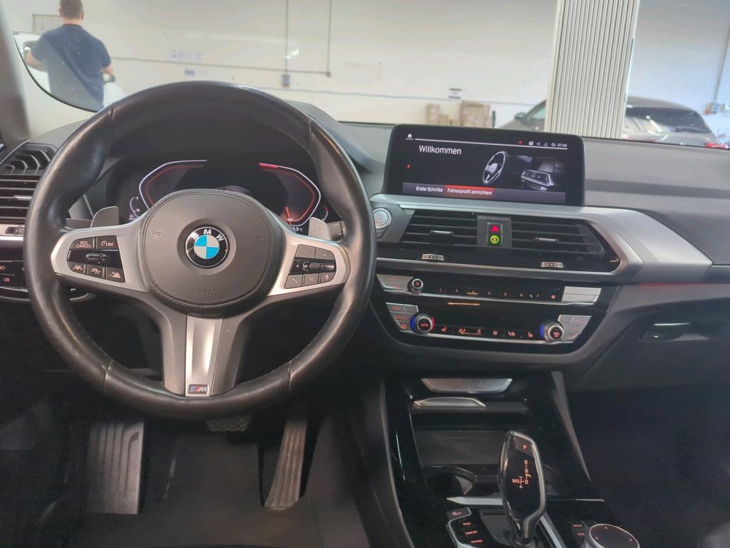 BMW X3 Advantage NAVI KLIMAAUT SHZ PDC LED 5
