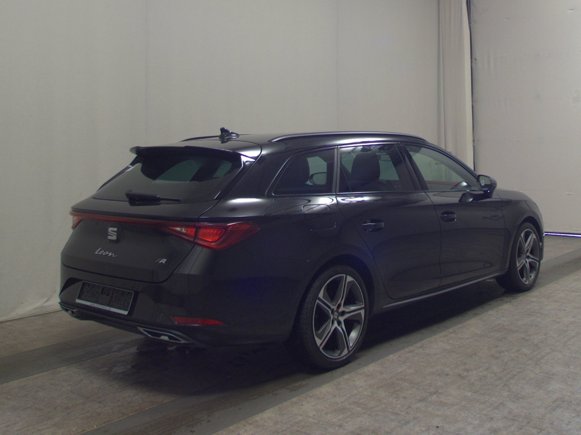 Seat Leon Sportstourer 1.0 TSI FR-Line Navi LED ACC 4