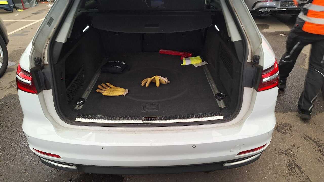 Audi A6 Avant 45 TDI Qu. Navi LED Virtual AHK ACC 10