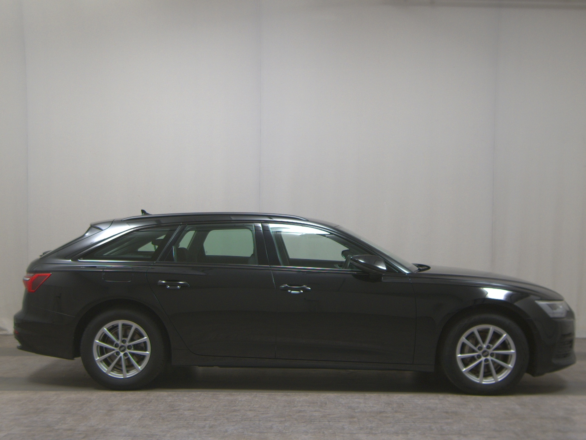 Audi A6 Avant 40 TDI Navi LED Shz Leder