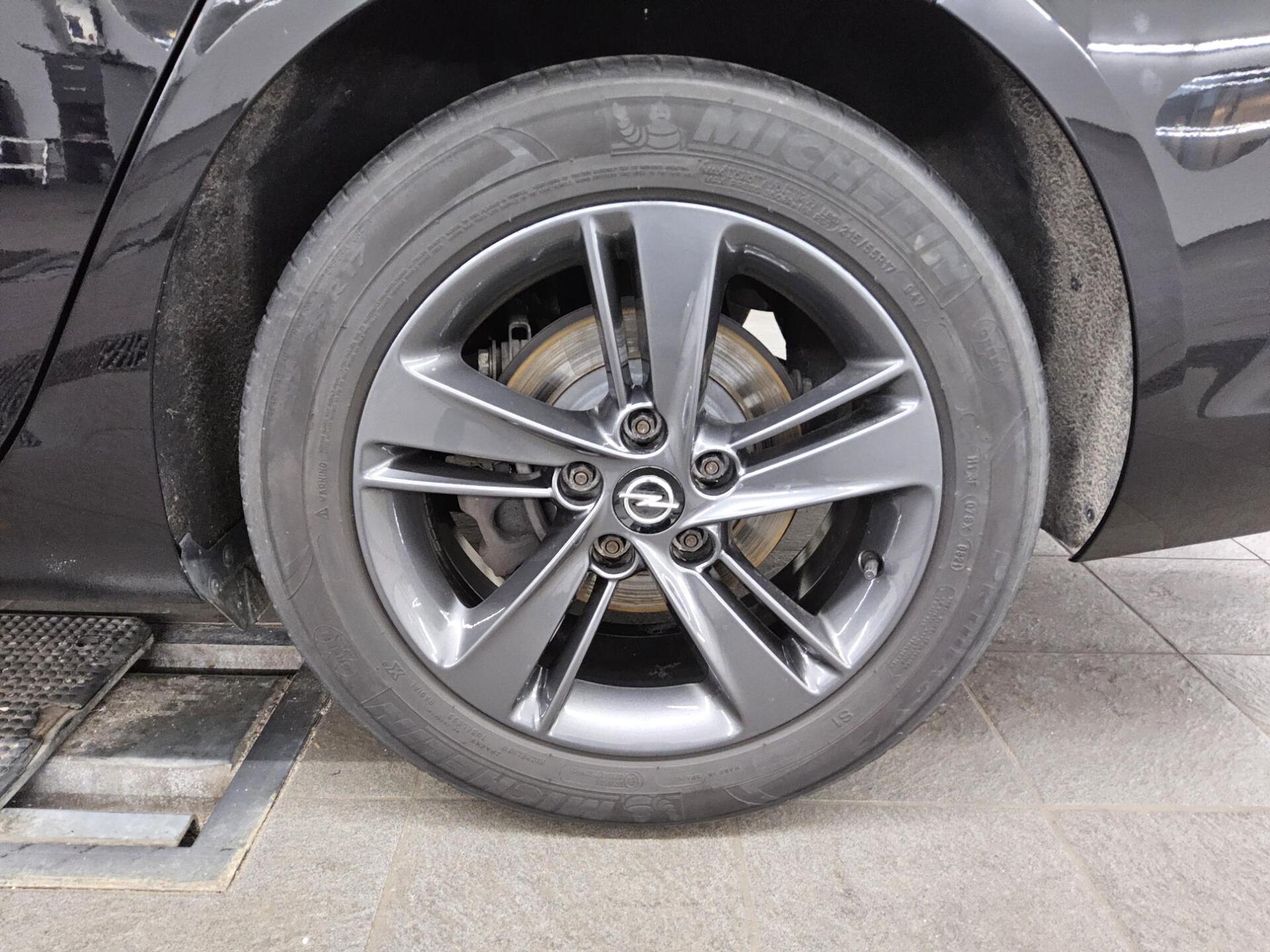 Opel Insignia ST 1.5 D Business Ed. Navi LED Pano RFK 10
