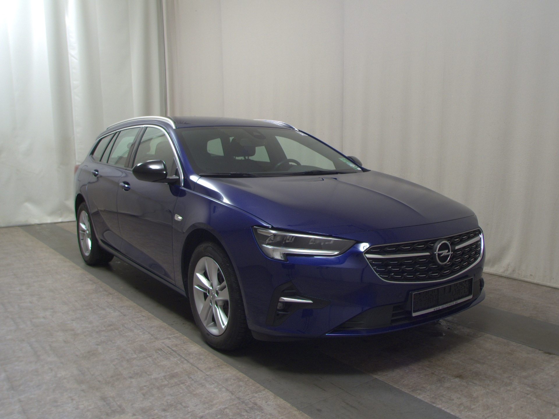 Opel Insignia ST 2.0 D Business Ed. Navi LED AHK PDC 3