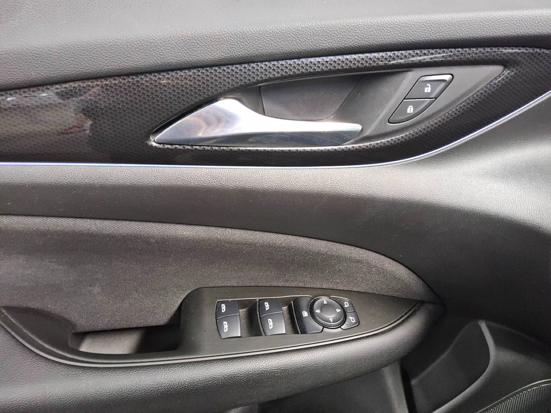 Opel Insignia ST 2.0 D Business Ed. Navi LED AHK PDC 9