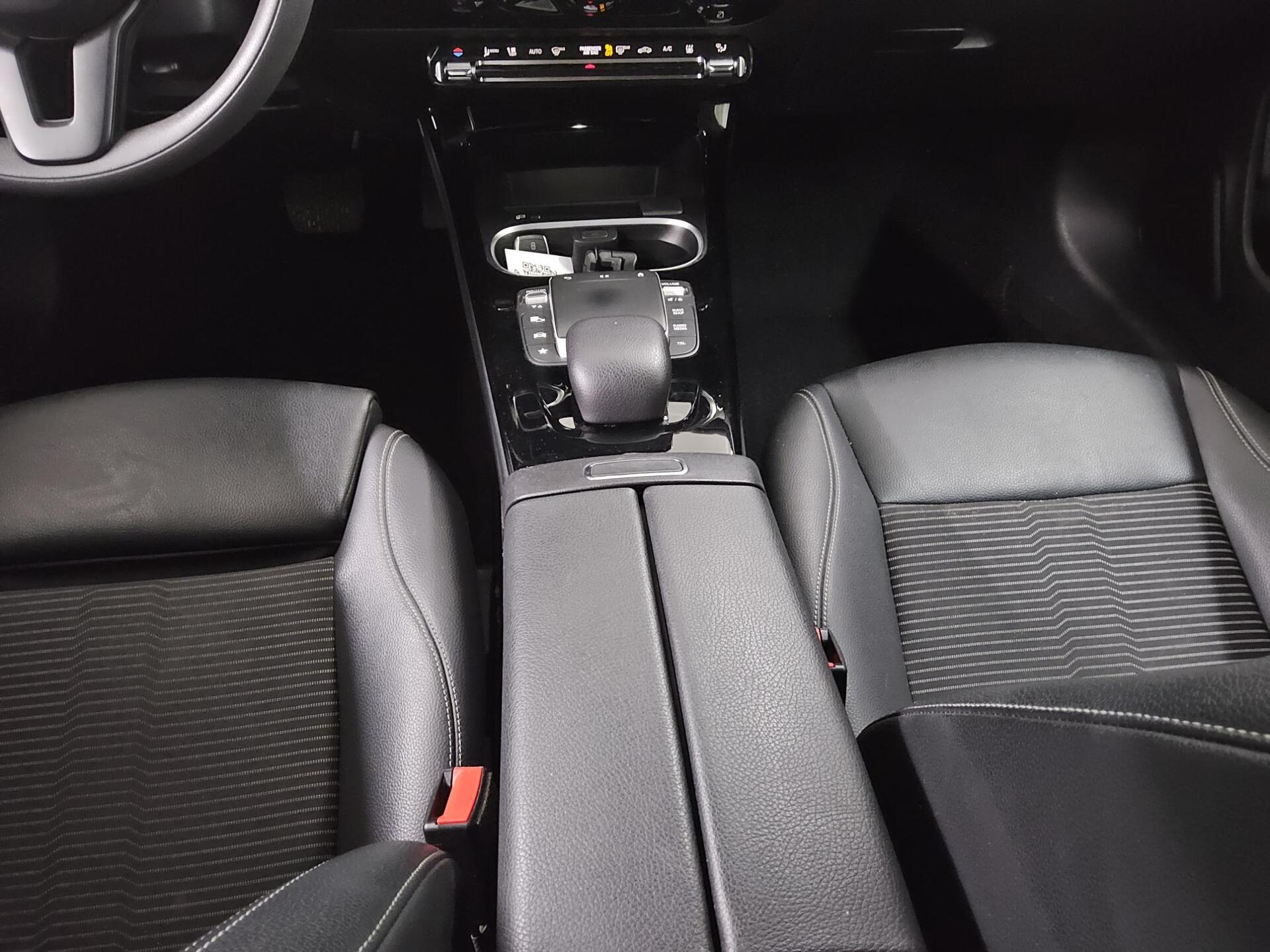 Mercedes-Benz CLA 250 Shooting Brake e T-Leder Navi LED MBUX 6
